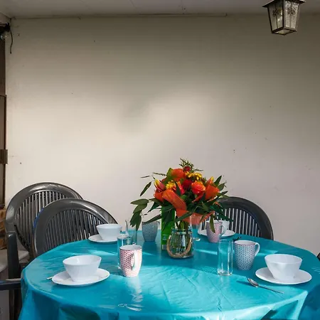 Charmante Maison Avec Parking - 6 Pers. Pres Du - Fr-1-877-7 *