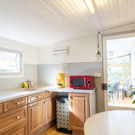 Charmante Maison Avec Parking - 6 Pers. Pres Du - Fr-1-877-7 Holiday home Biscarrosse
