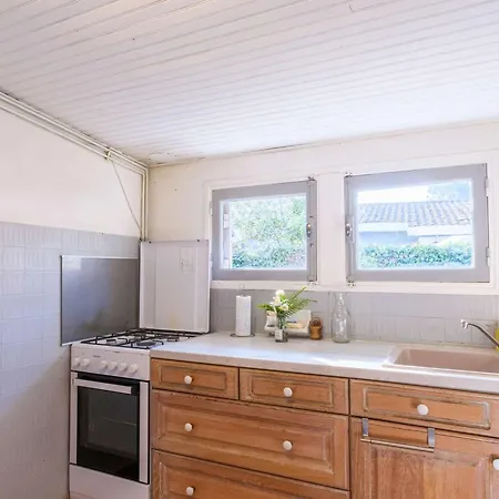Holiday home Charmante Maison Avec Parking - 6 Pers. Pres Du - Fr-1-877-7 Biscarrosse
