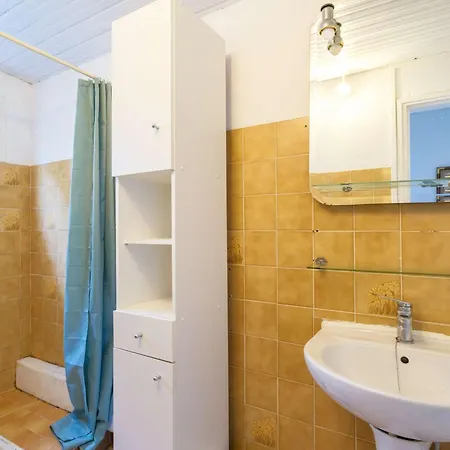 Charmante Maison Avec Parking - 6 Pers. Pres Du - Fr-1-877-7 Holiday home *